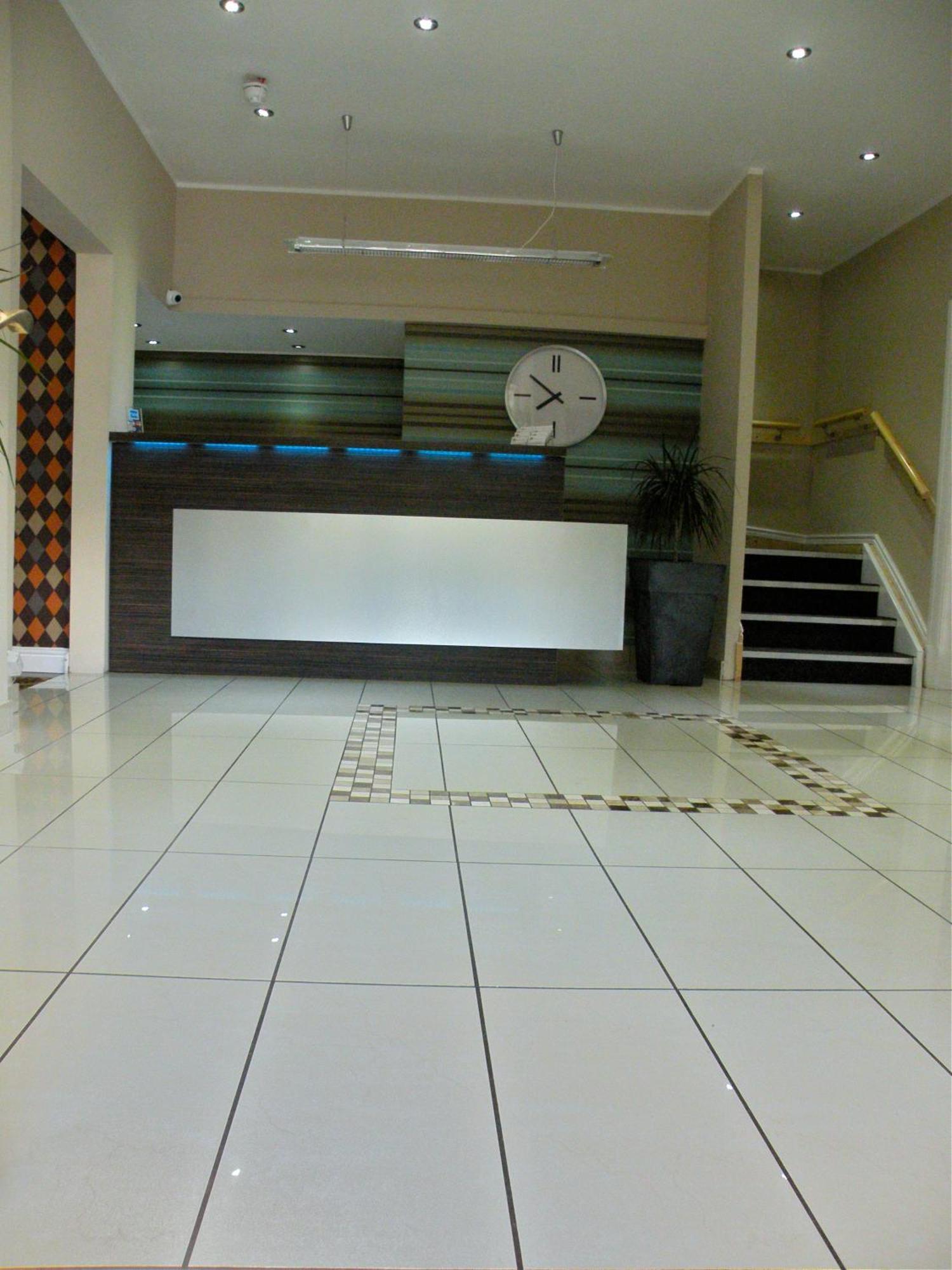 Park Crescent Hotel Manchester Exterior photo